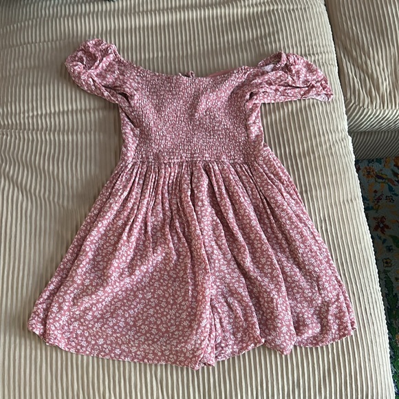 Floral pink medium hollister romper with pockets and under shorts - Picture 3 of 5